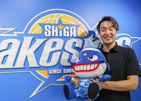 Moriyama Naoto extends with Shiga Lakes